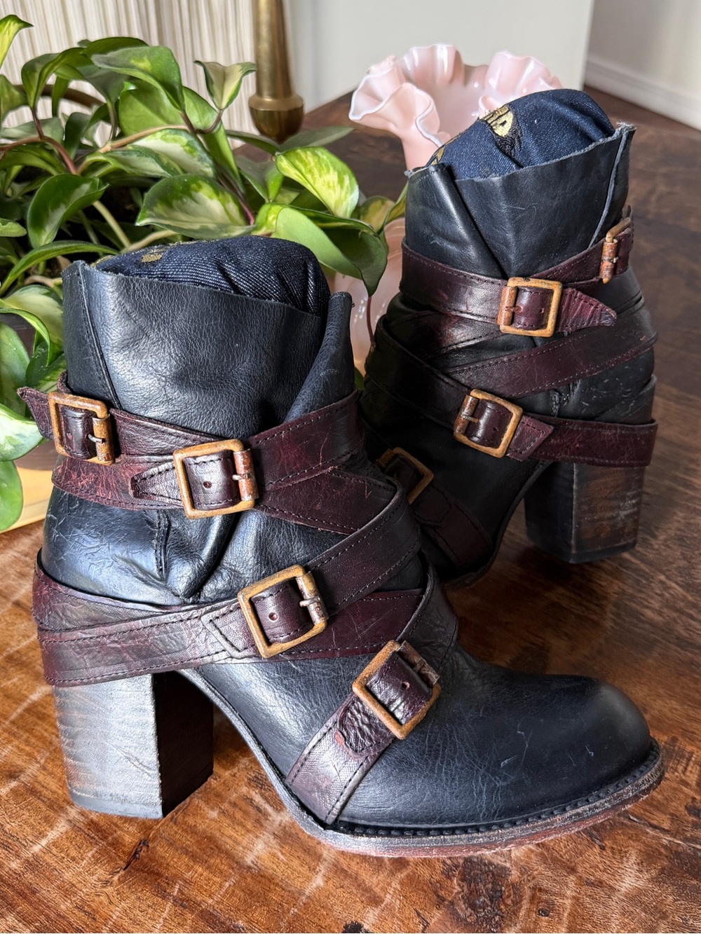 Freebird by Steven Hustle Distressed Black Multi Leather Buckle Ankle Boots 9